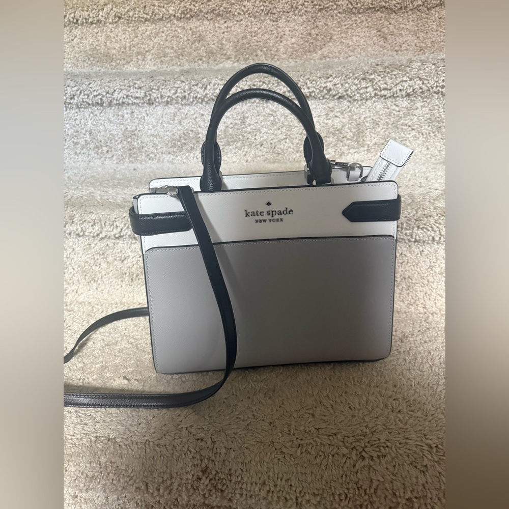 Kade Space Crossbody Purse